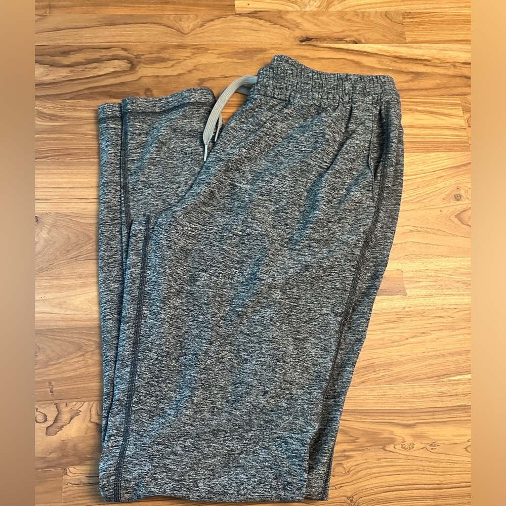 Outdoor Voices gray sweatpants women’s size small new no tag